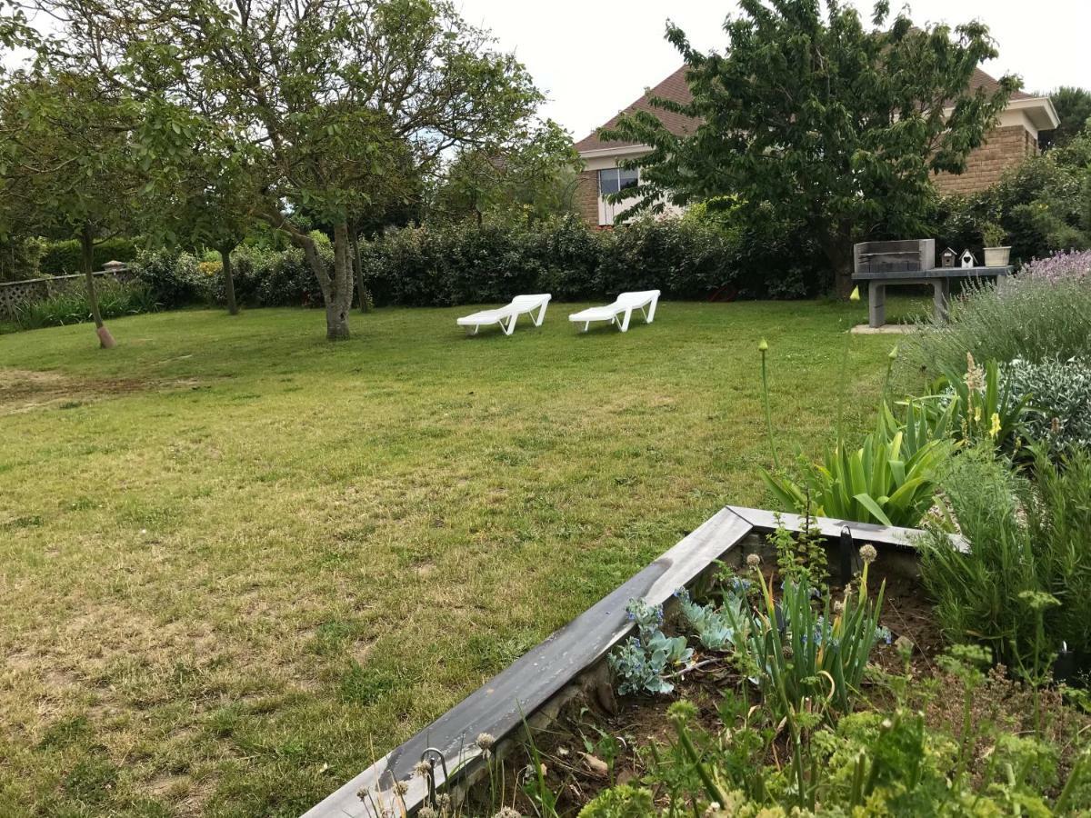 Gite Des Falaises De Champeaux Kültér fotó